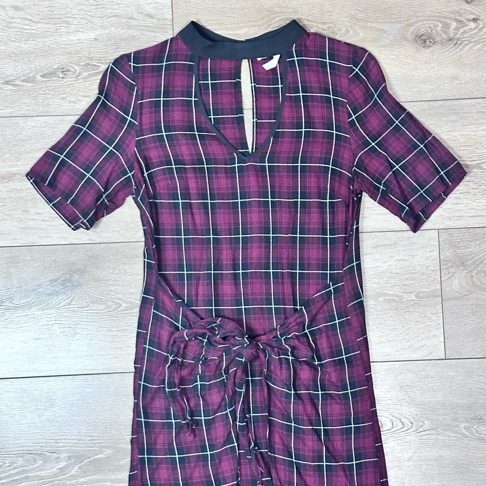 BCBGeneration Cut Out V-Neck Dark Plaid Tie Front Mini Dress - Picture 7 of 16